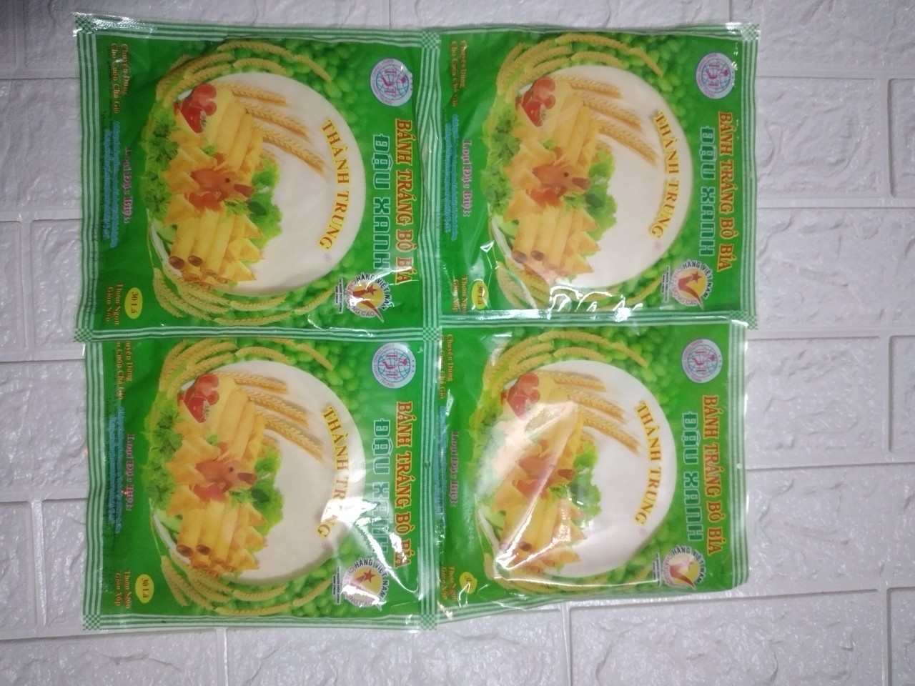 (TP.HCM) Bánh pía đậu xanh (vỏ bánh cuốn chả giò) 30 lá
