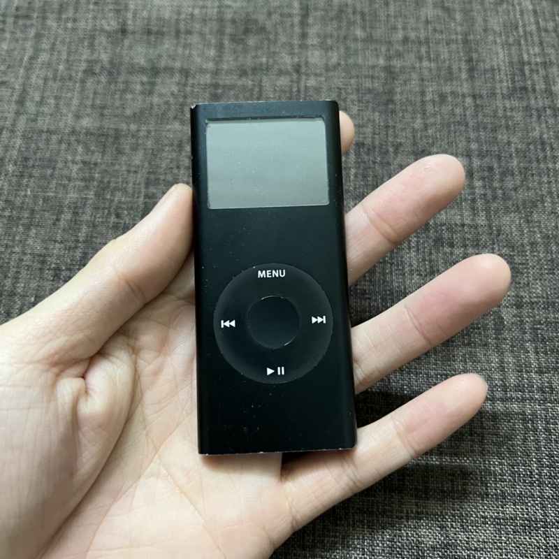 Máy nghe nhạc Nano 2 - Đã qua sử dụng