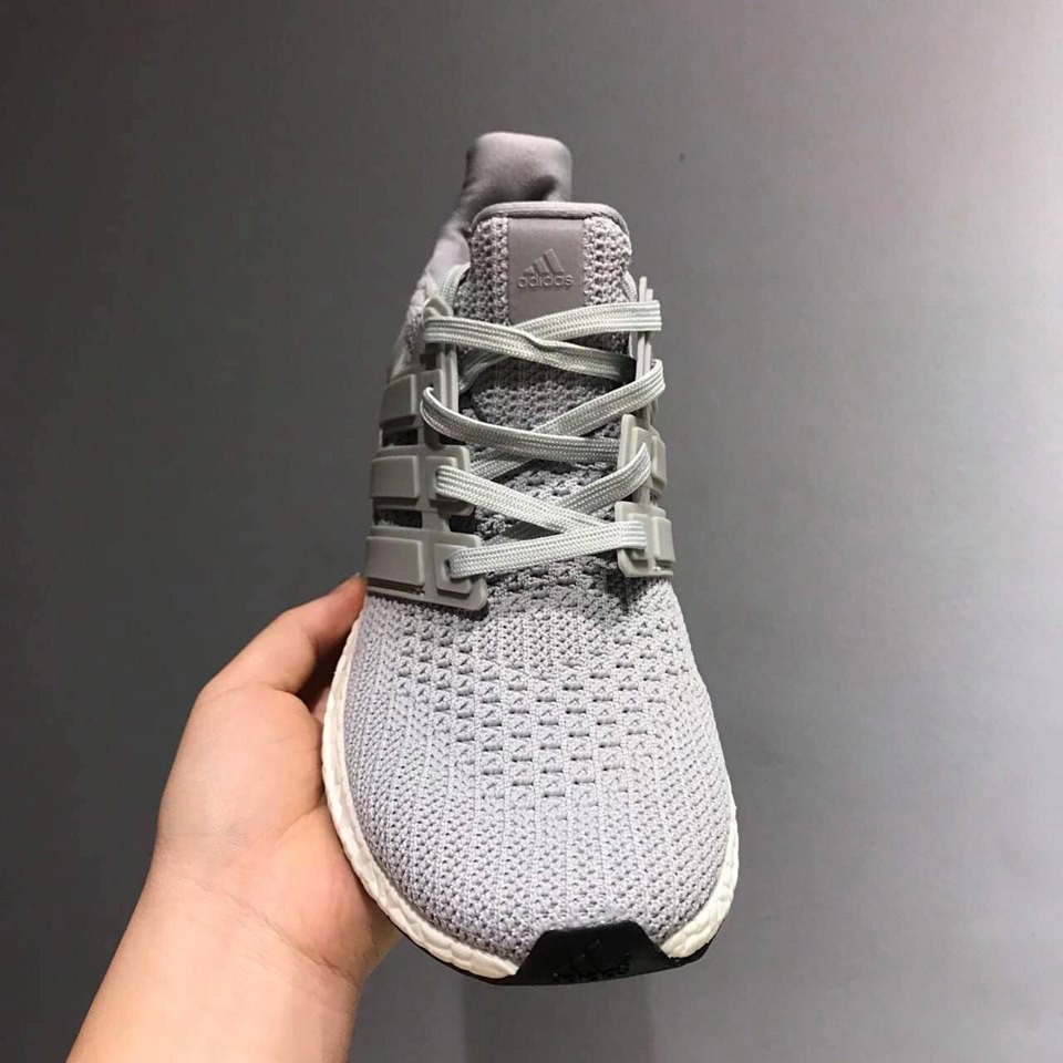 Giày thể thao ultra boost 4.0 xám