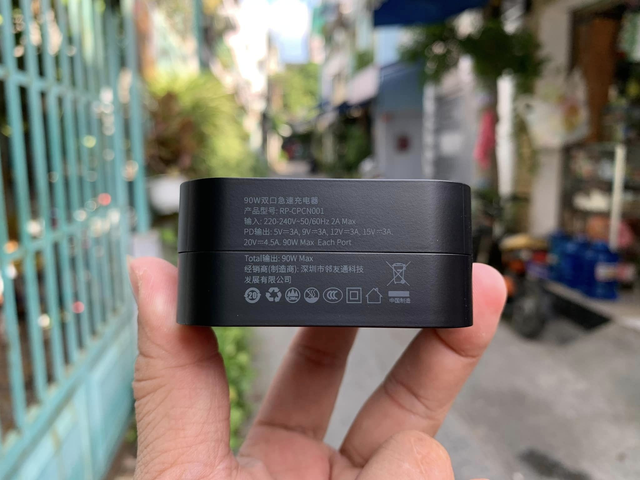 Củ sạc / Cốc sạc Ravpower 90W kèm cáp C to C