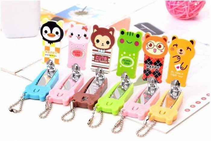 Bấm Móng Tay Nhỏ Có Móc Treo Hình Thú cho bé
