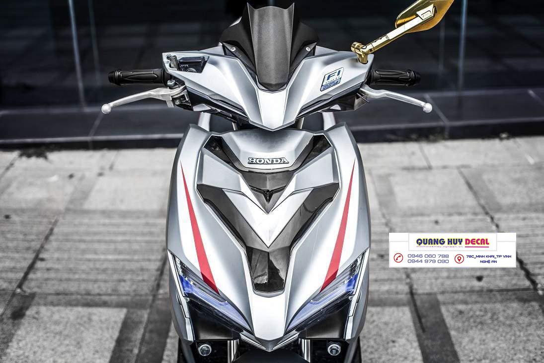 Tem trùm xe máy AIR BLADE độ thiết kế trắng bạc chỉ đỏ - chế tem xe máy AIR BLADE thiết kế theo yêu cầu - Tem xe máy AIR BLADE rẻ đẹp và chất
