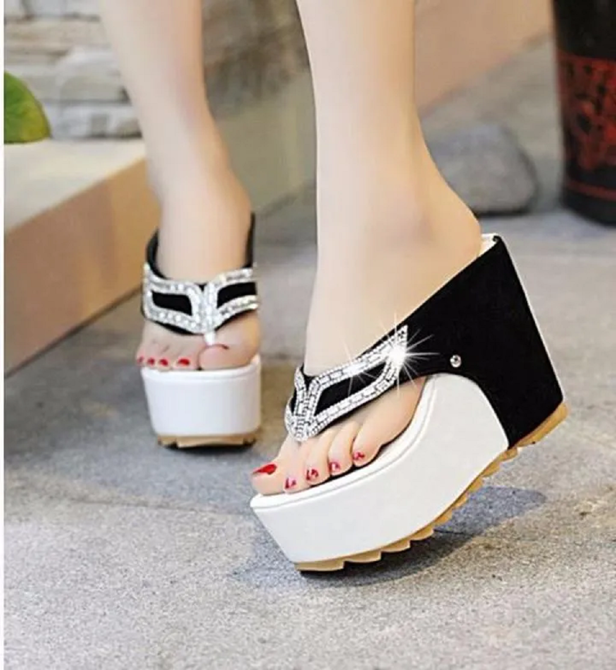 Dép kẹp đế xuồng mắt mèo