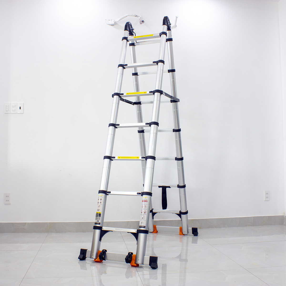 THANG NHÔM RÚT ĐÔI SUMIKA SK440D ( 2.2M+2.2M)