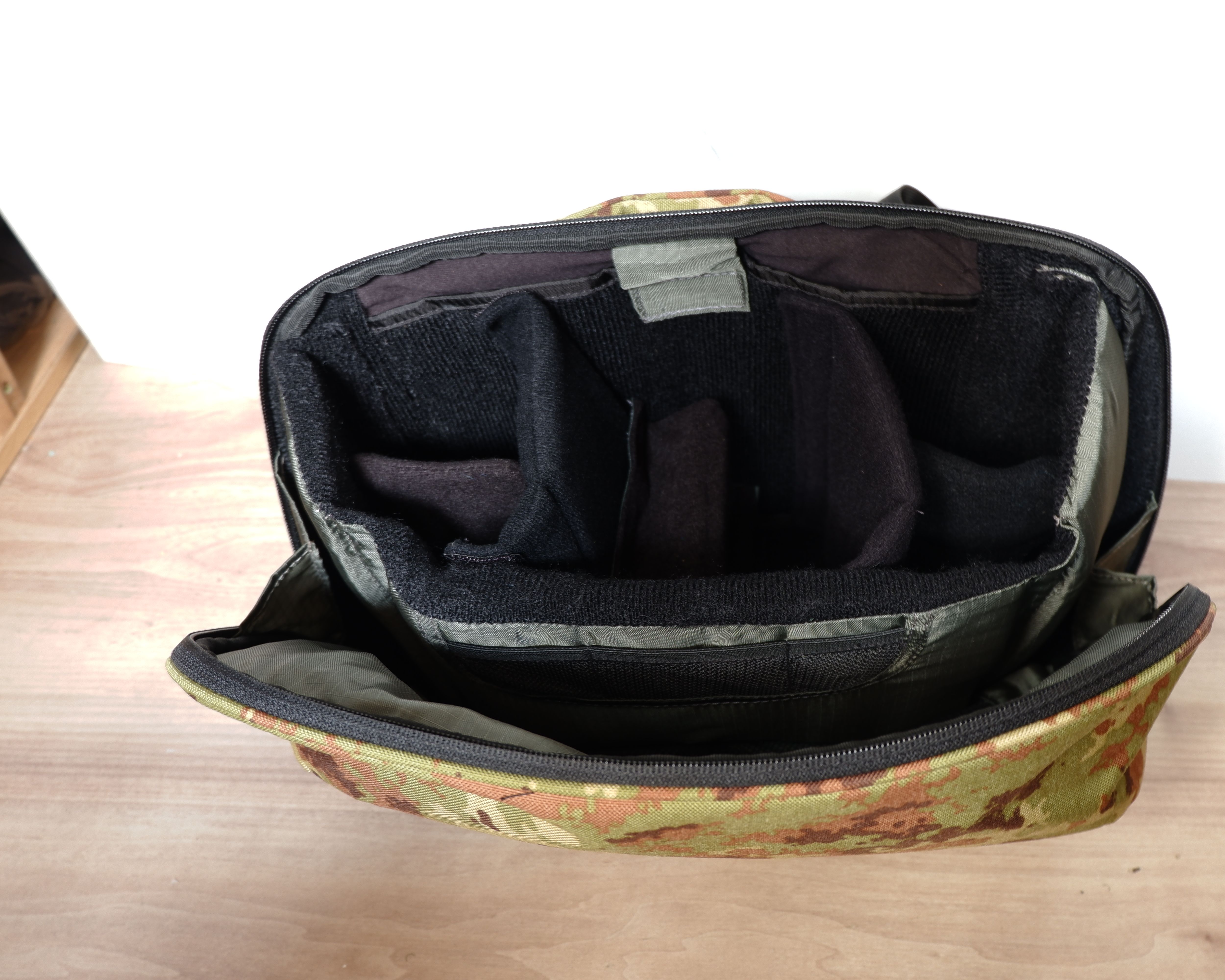 Balo đựng máy ảnh 1 quai  sling L
