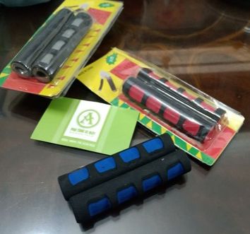 1 cặp Mút cao su bọc tay thắng,tay côn phanh