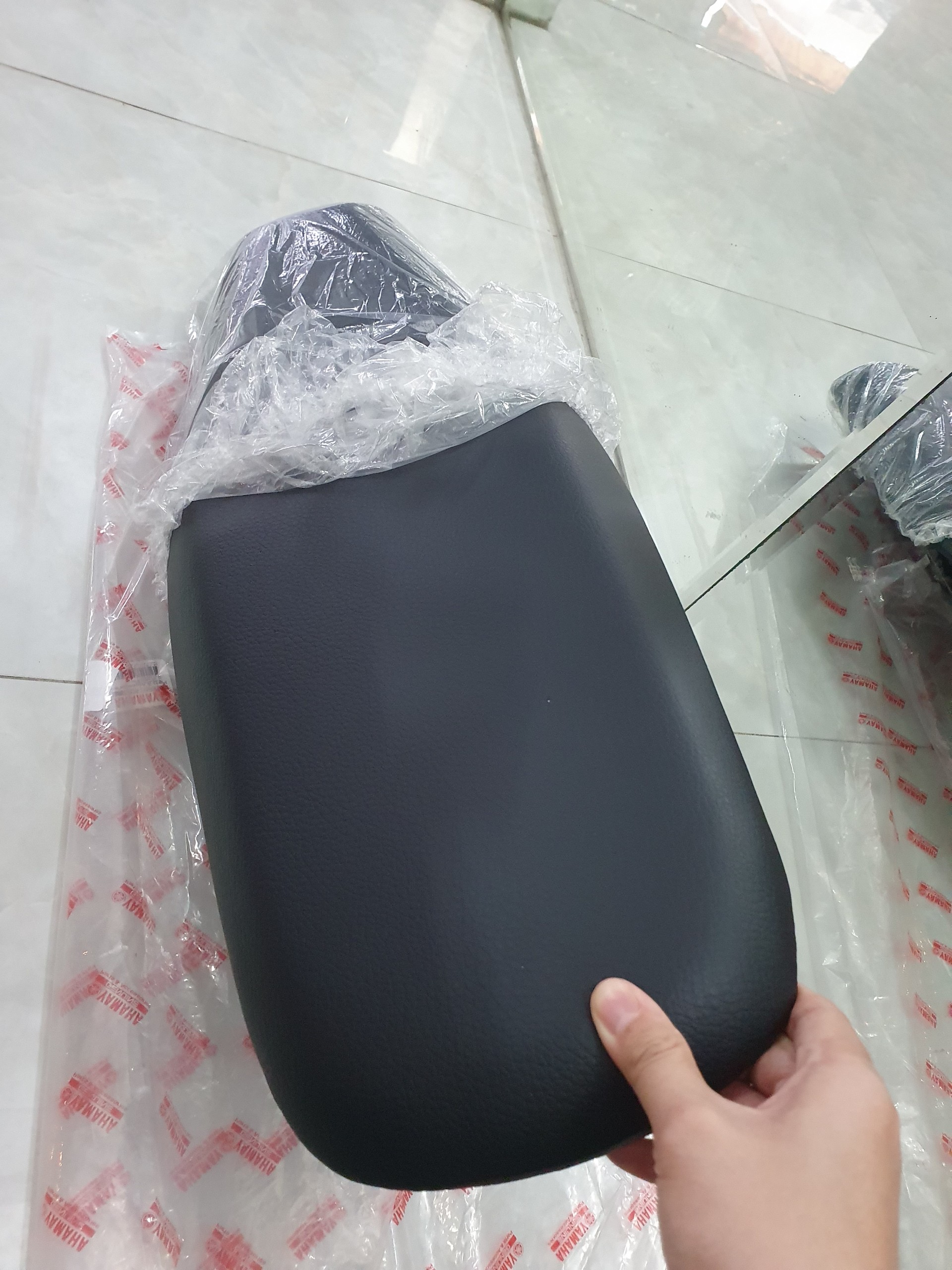 Yên Xe Ex135 Đời 2010 Chính Hãng