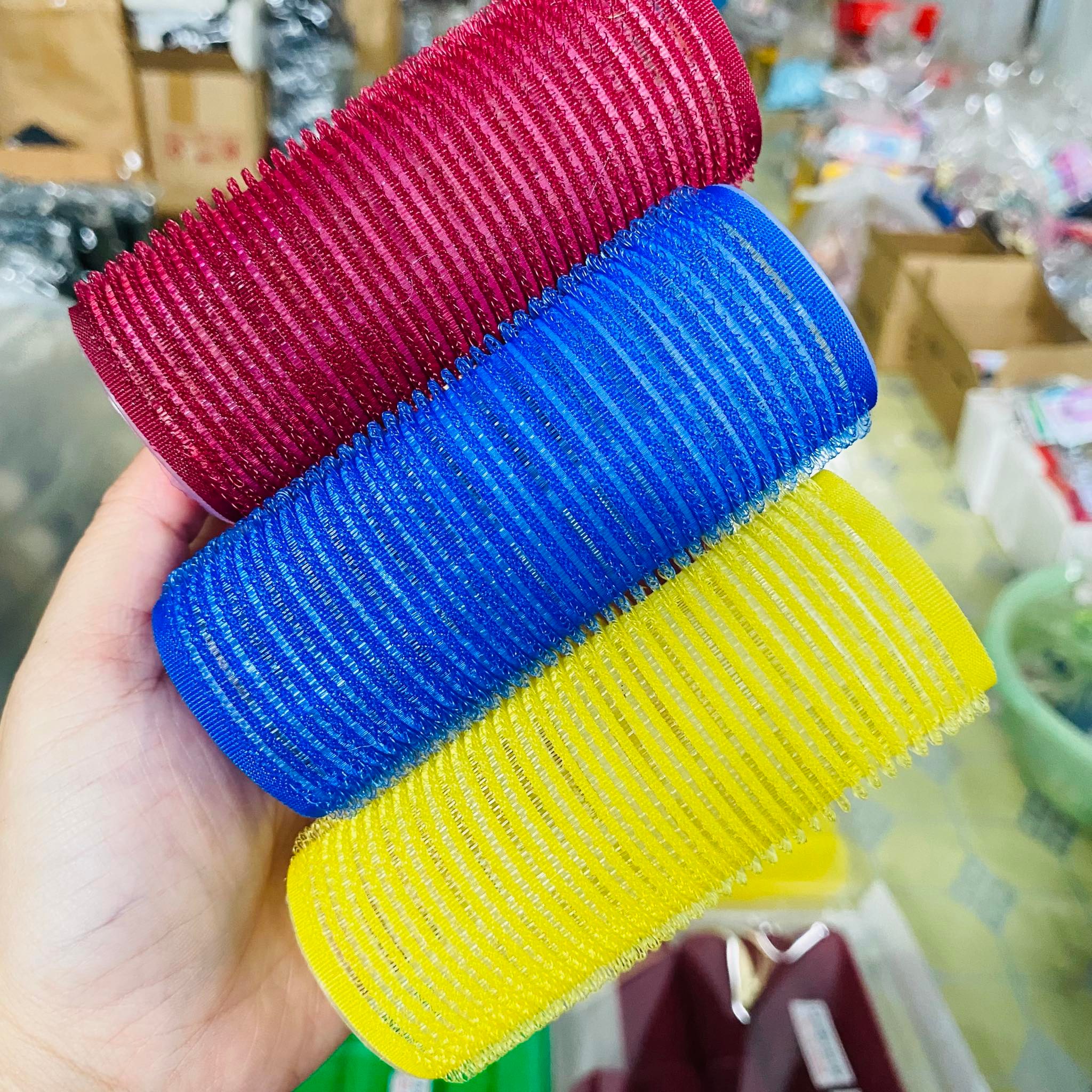 Set 10 lô cuốn tóc Nhựa tự dính dài B,C 10cm mới