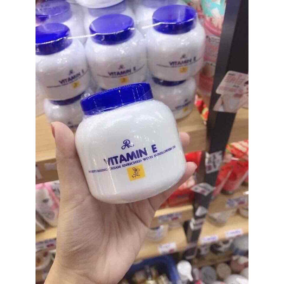 [HCM]Kem Dưỡng Ẩm Vitamin E Aron Thái Lan 200G