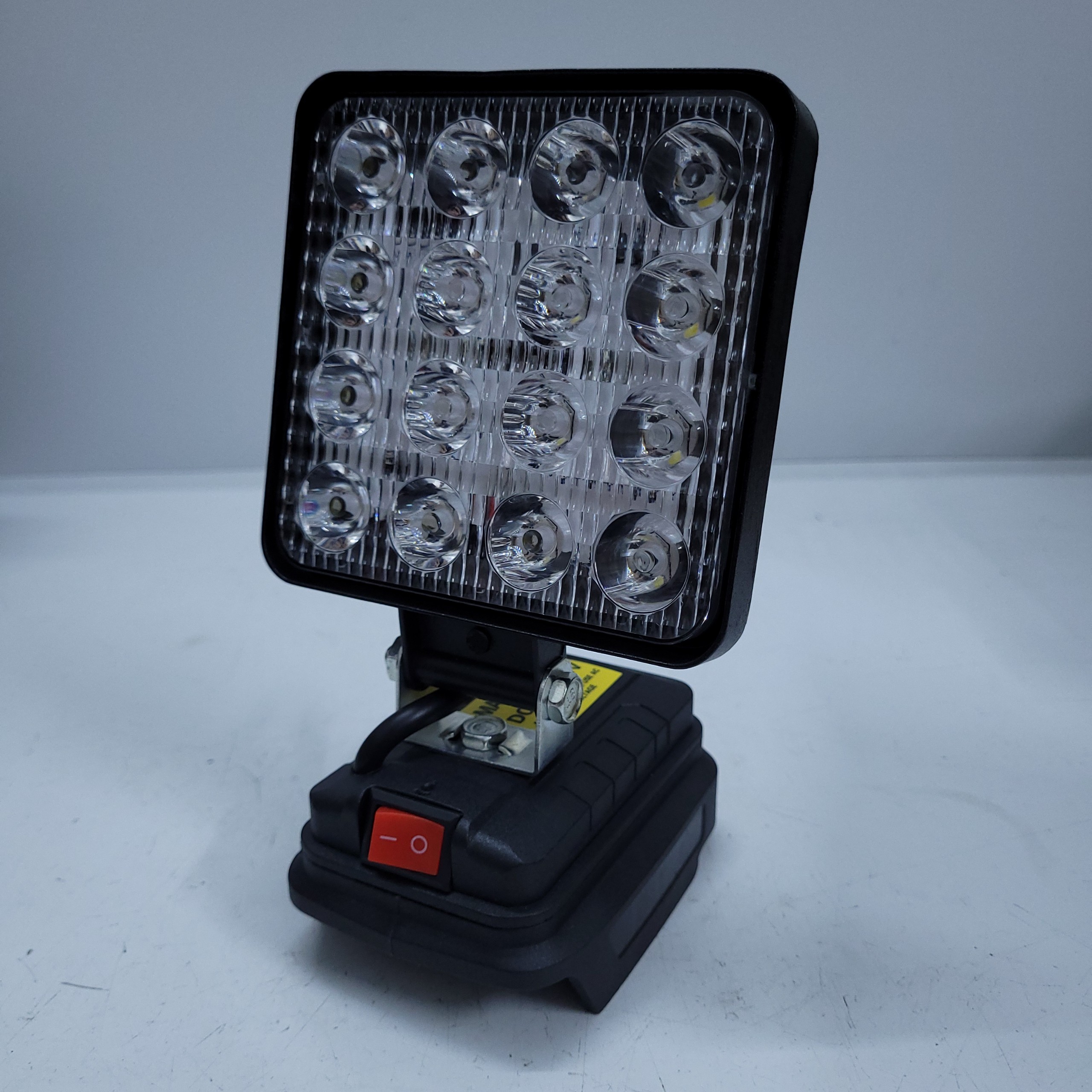 Đèn pha led dùng pin MAKITA sử dụng pin máy công cụ cầm tay 18-20v - Bóng led bi cầu