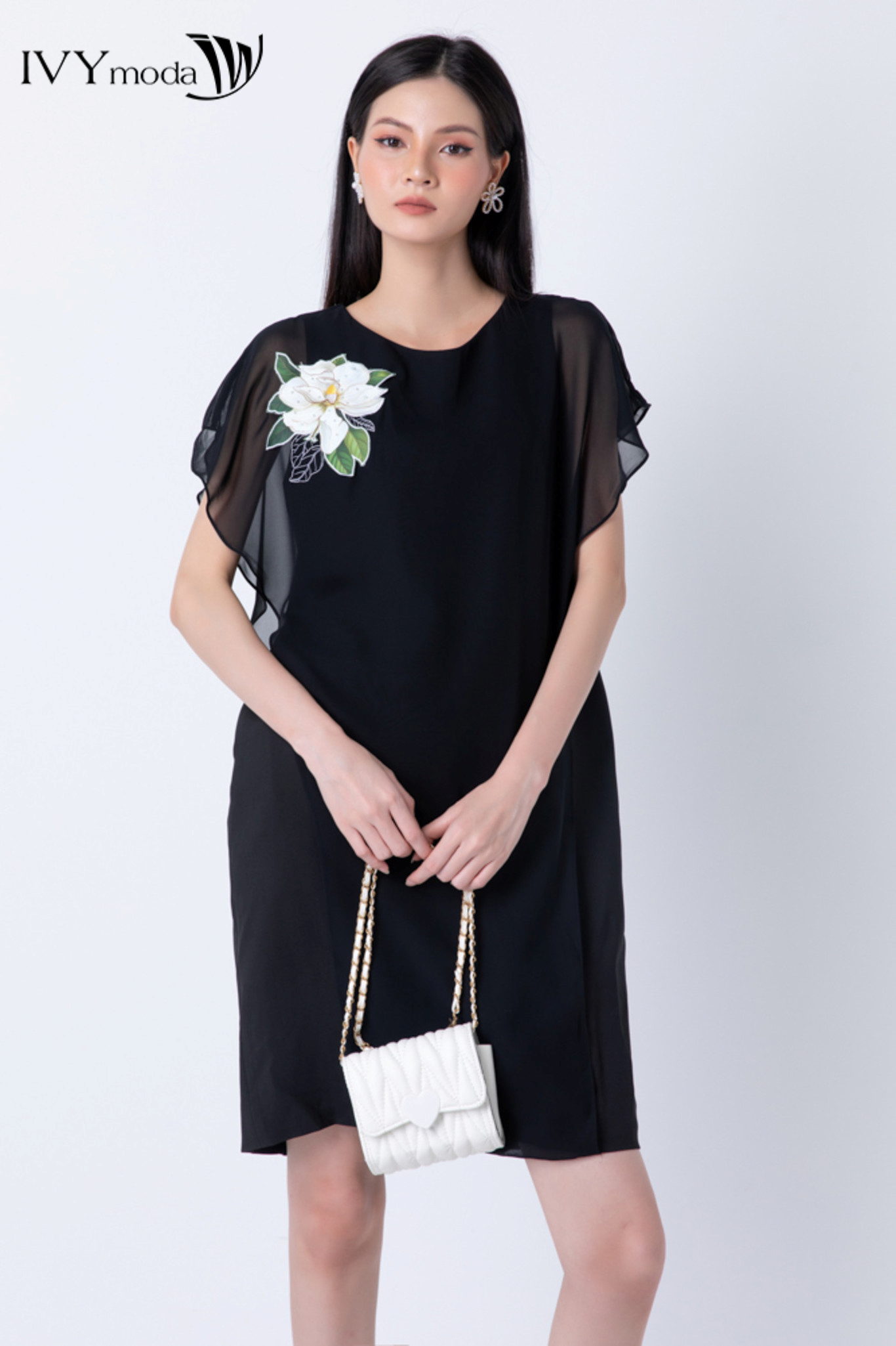 Đầm suông tay liền đính hoa sang trọng ivy moda ms 48m6750