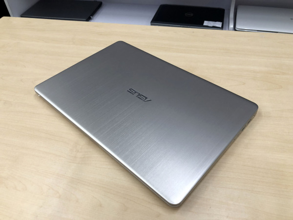 Laptop Asus S510U – Core i5 8250U – SSD 256G – 15.6 inch FULL HD – VGA GTX 940MX