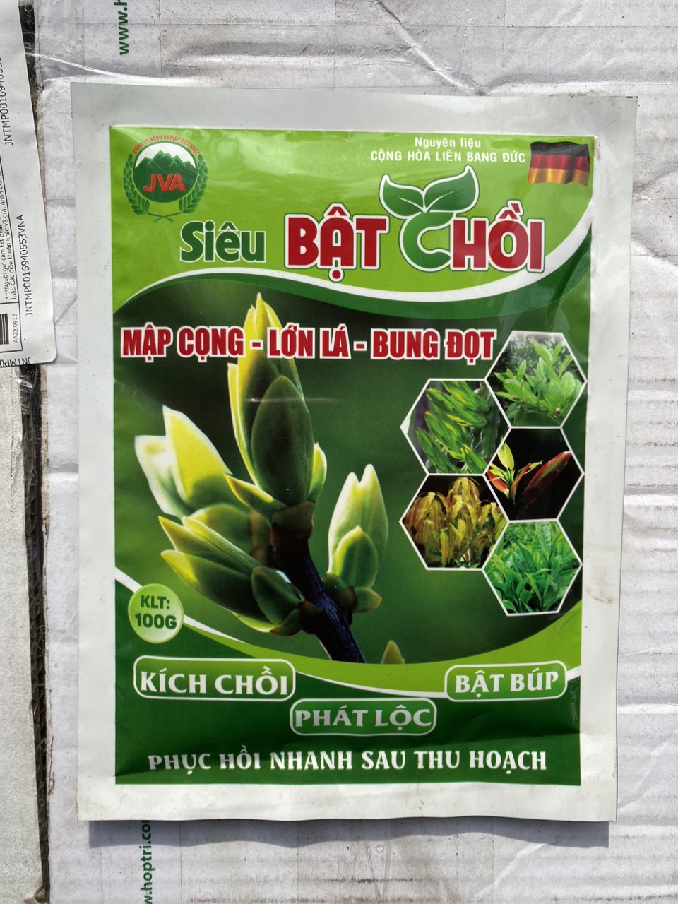 Phân bón siêu bật chồi gói 100gam