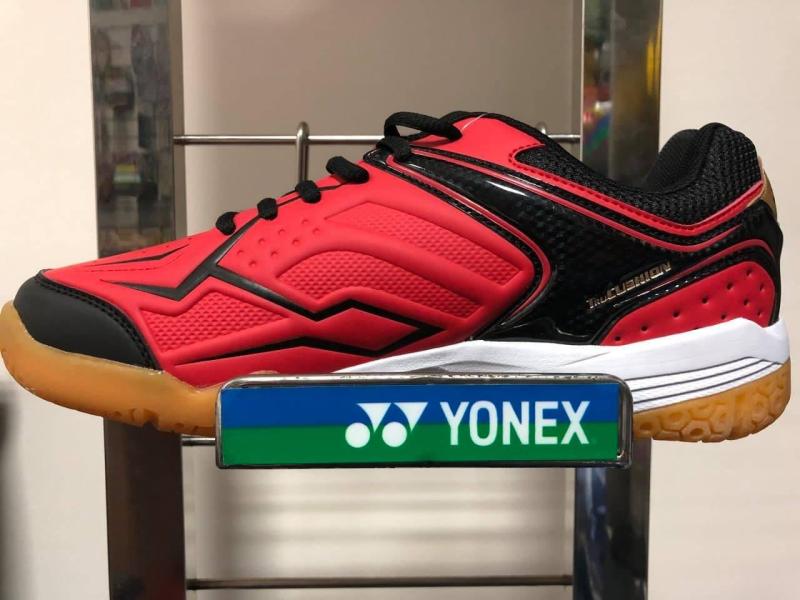 Giày cầu lông YONEX chính hãng AKAYU 1- Đỏ