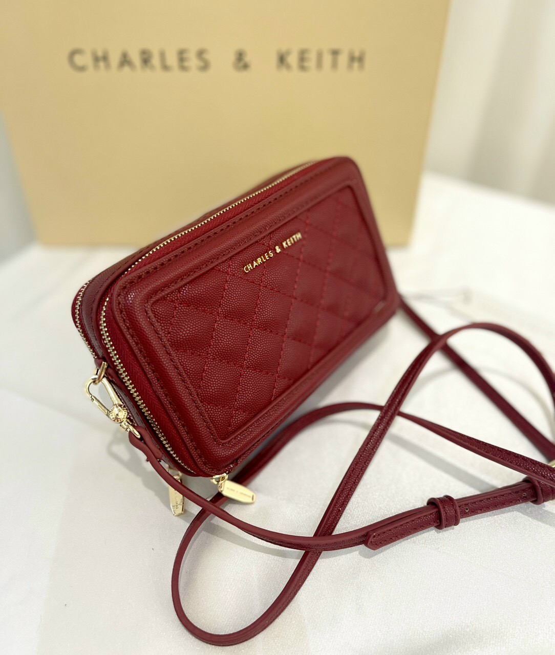 Túi Xách Charles & Keith Ô Trám Khoá Xoay Phiên Bản New Cao Cấp Size 18cm Fullbox (Authentic Tuồn)