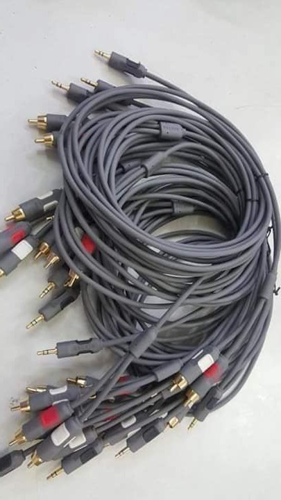 [HCM]DÂY 35LI RA 2 AV HÃNG BELKIN CỦA MỸ