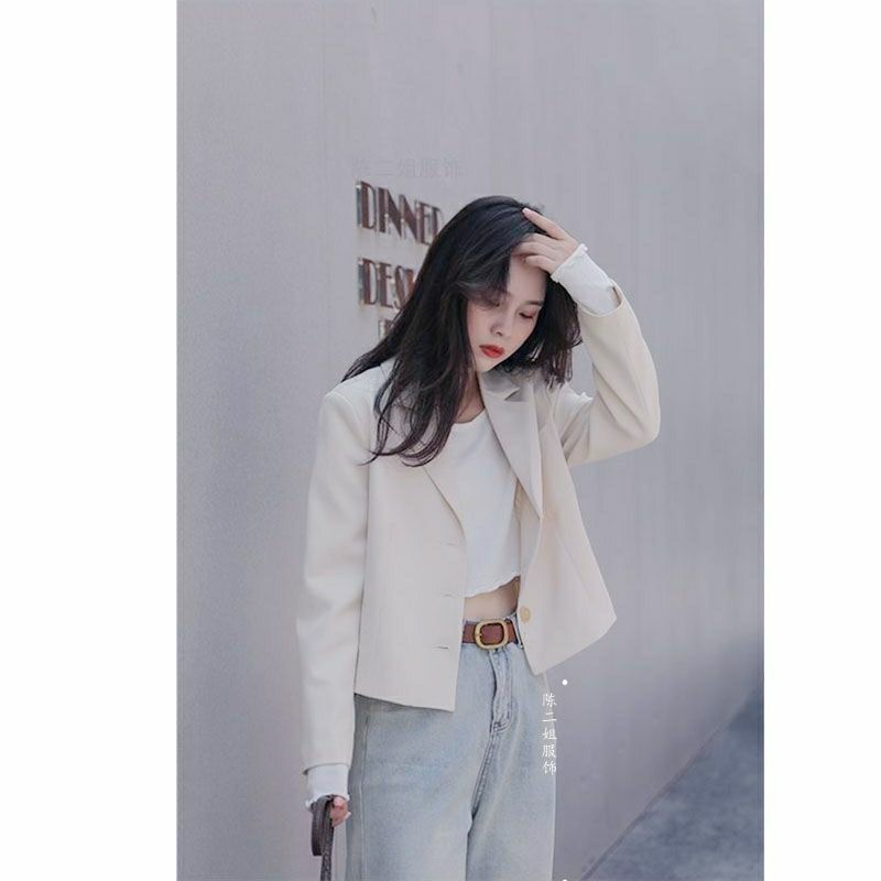 áo khoác blazer dáng ngắn nữ