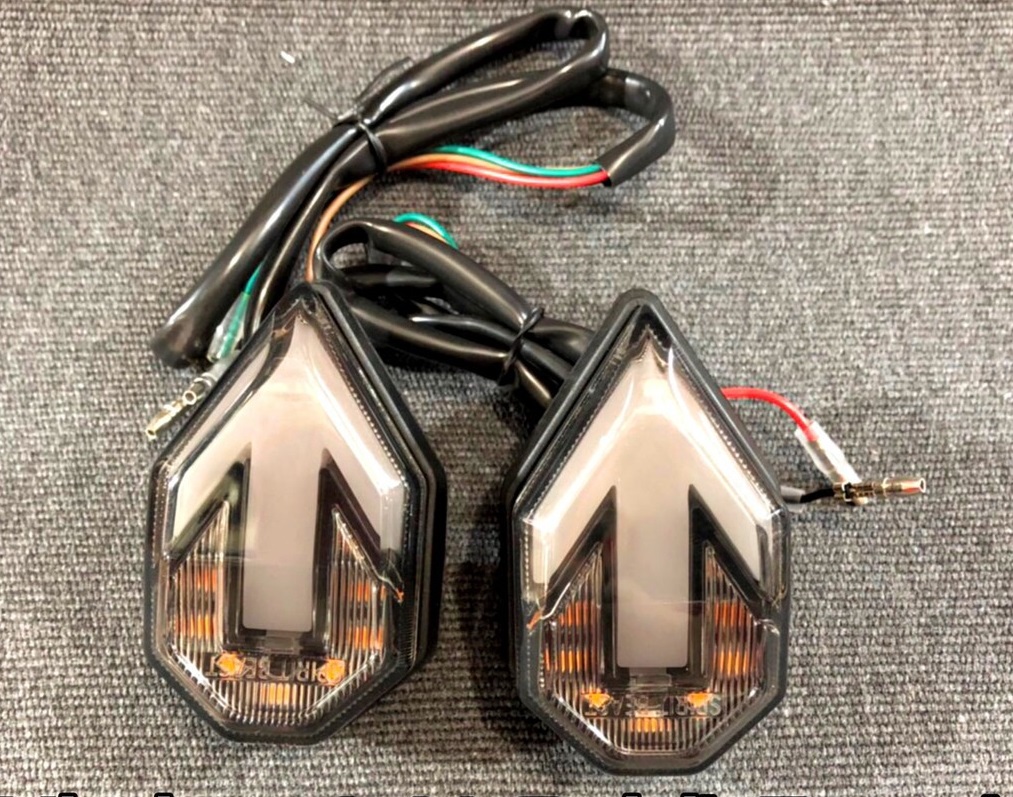 Bộ đèn xinhan mũi tên hông sườn xe gắn xe winner x, honda winner x