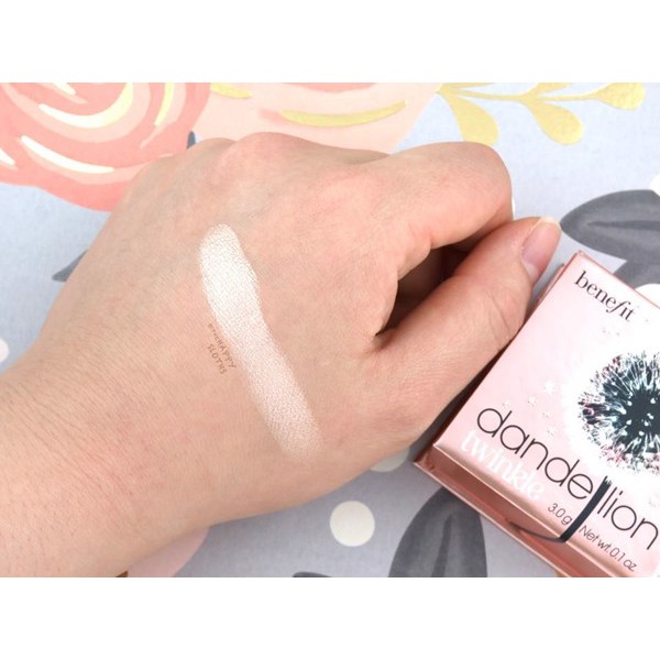 Phấn bắt sáng Benefit Cosmetics Dandelion Twinkle Highlighter Powder (fullsize)