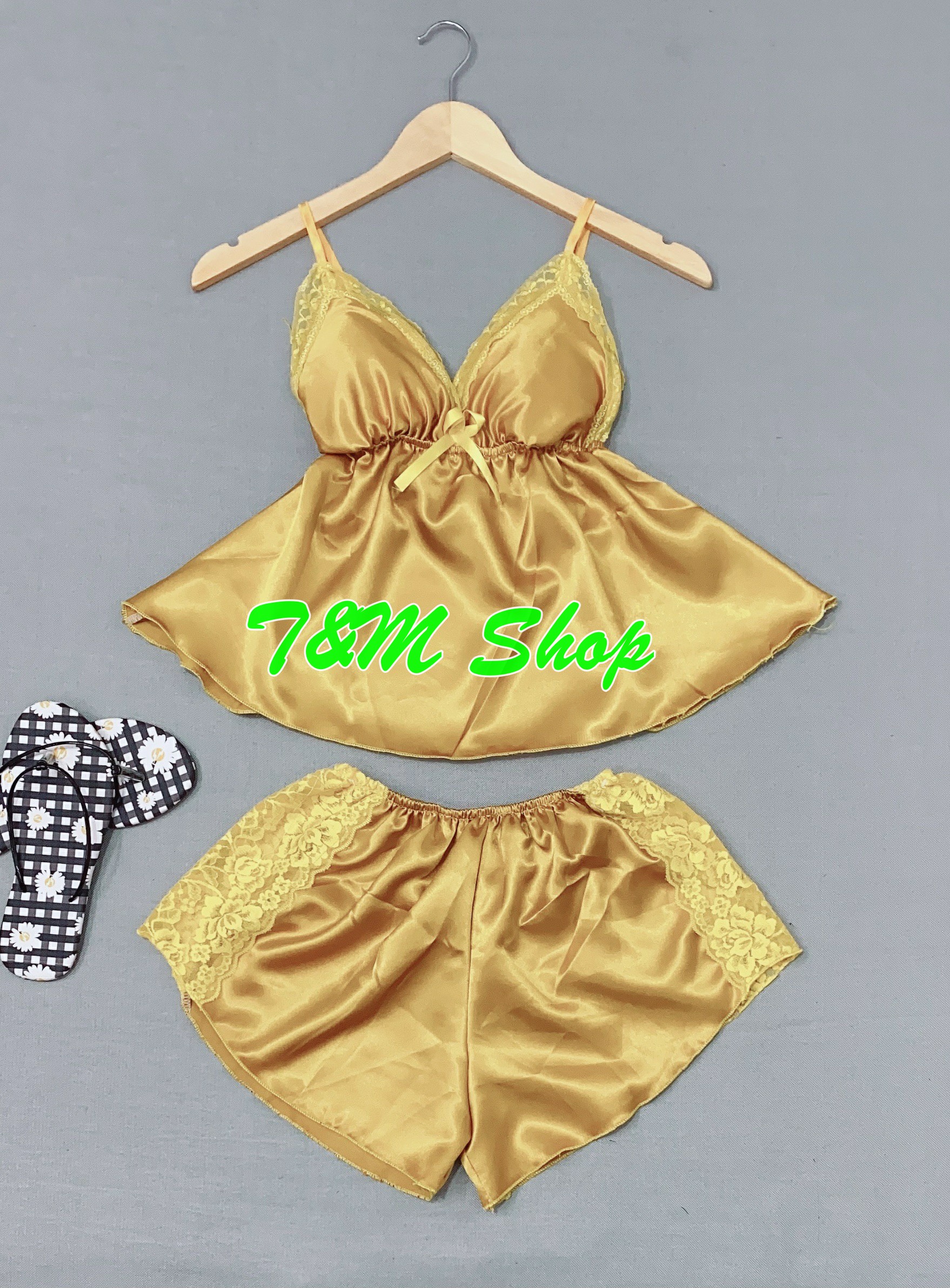 [DƯỚI 60Kg] Bộ đồ ngủ dễ thương viền ren có mút, vải phi lụa siêu mát mịn ít nhăn - Bộ phi lụa ngắn