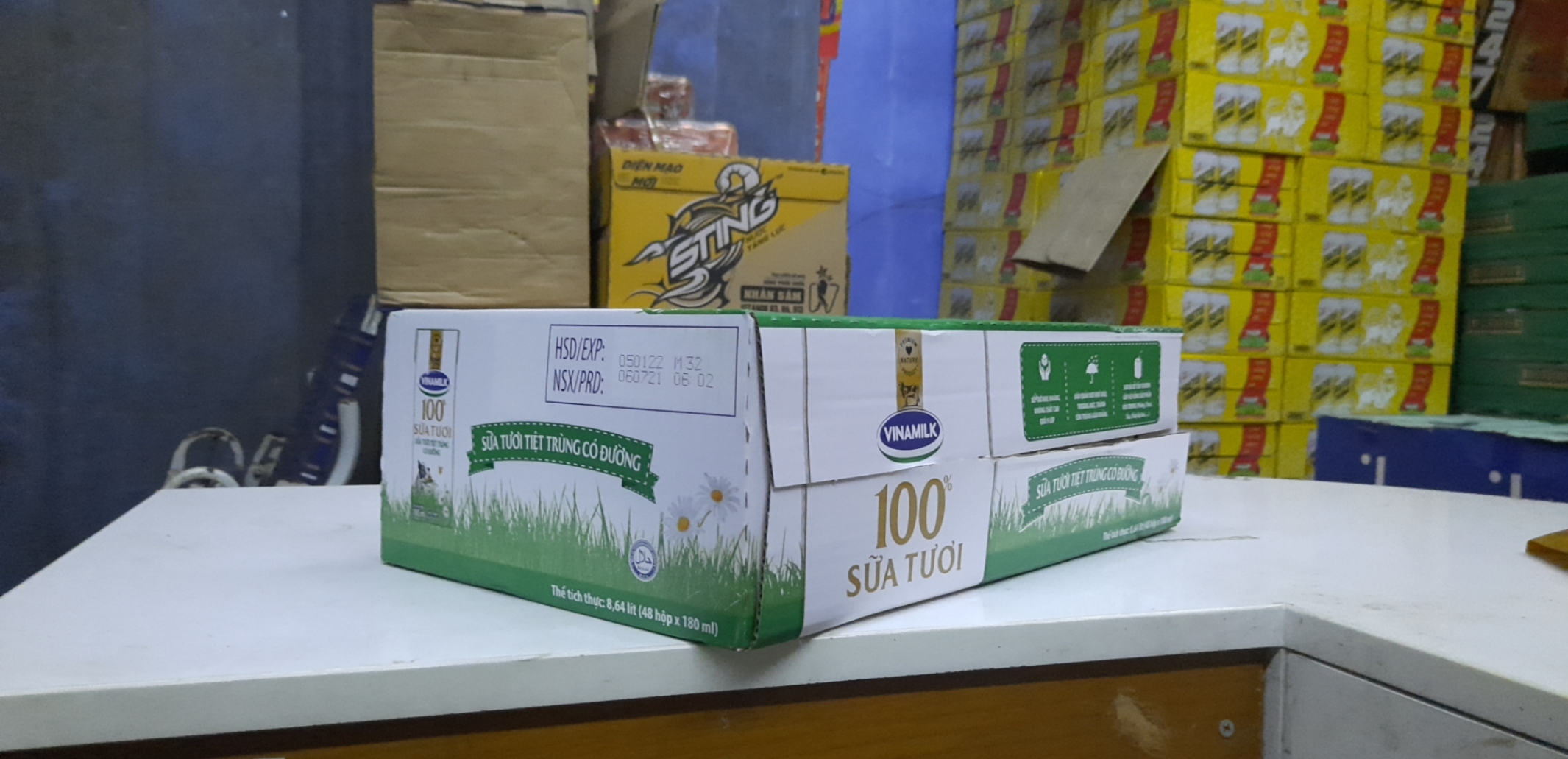 [HCM]Thùng sữa tươi Vinamilk có đường
