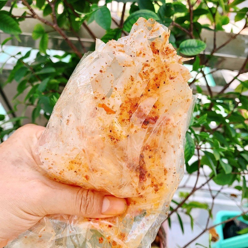 Xâu 10 bịch bánh tráng sợi sate tắc