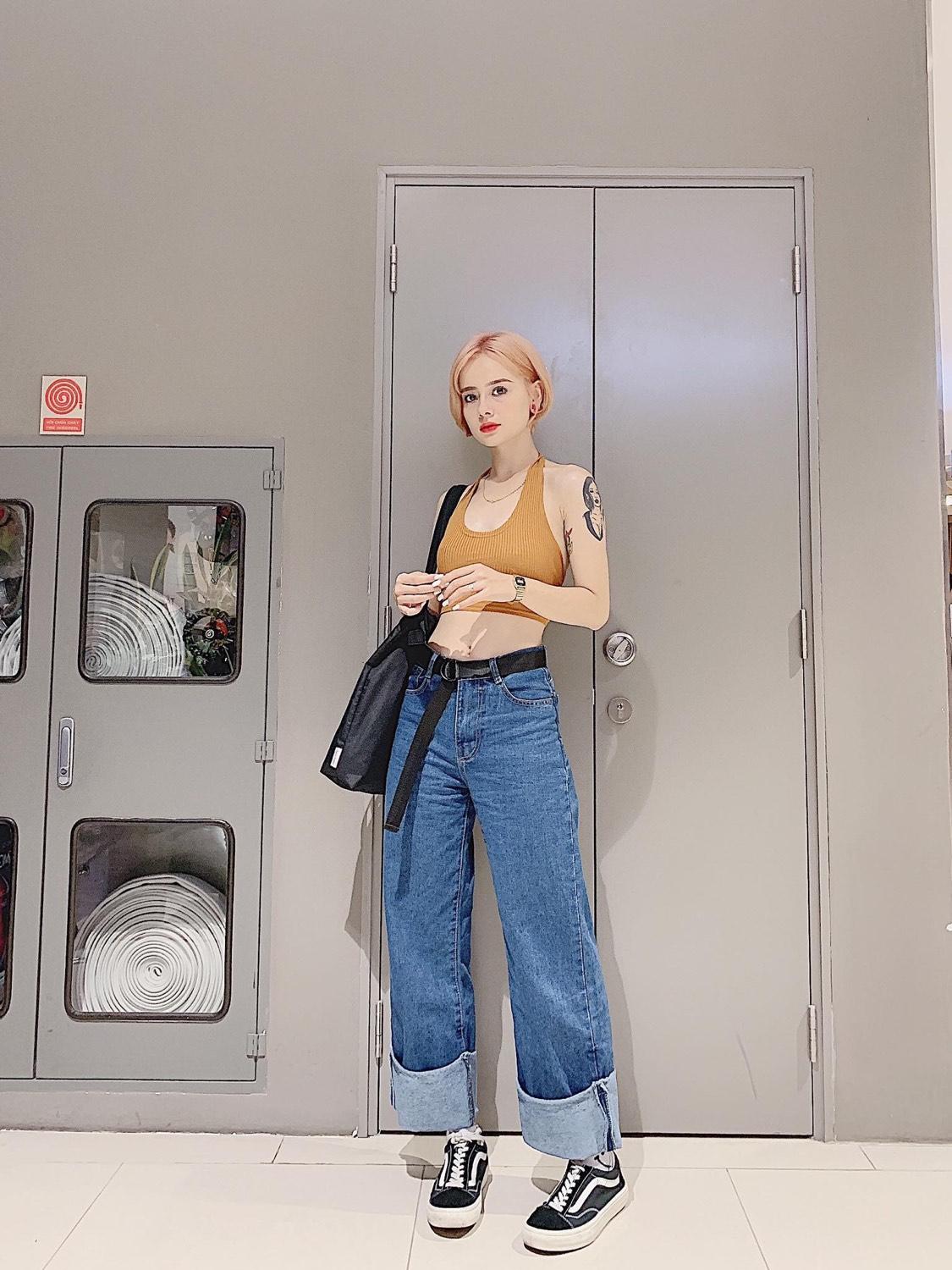 Áo croptop cột eo