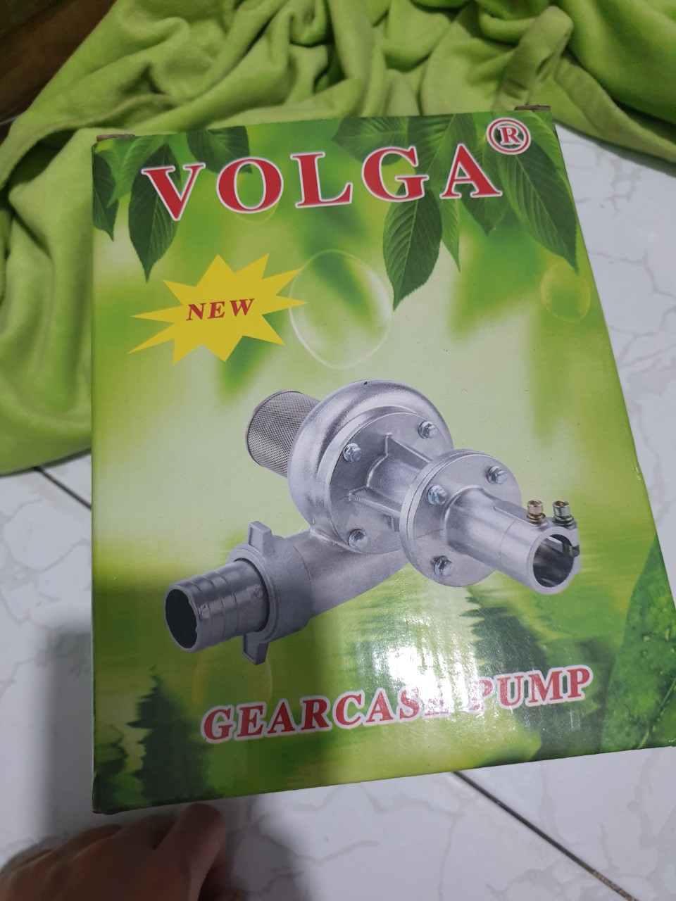 Đầu bơm nước phi 28mm, 9 khía  gắn máy cắt (phát) cỏ.