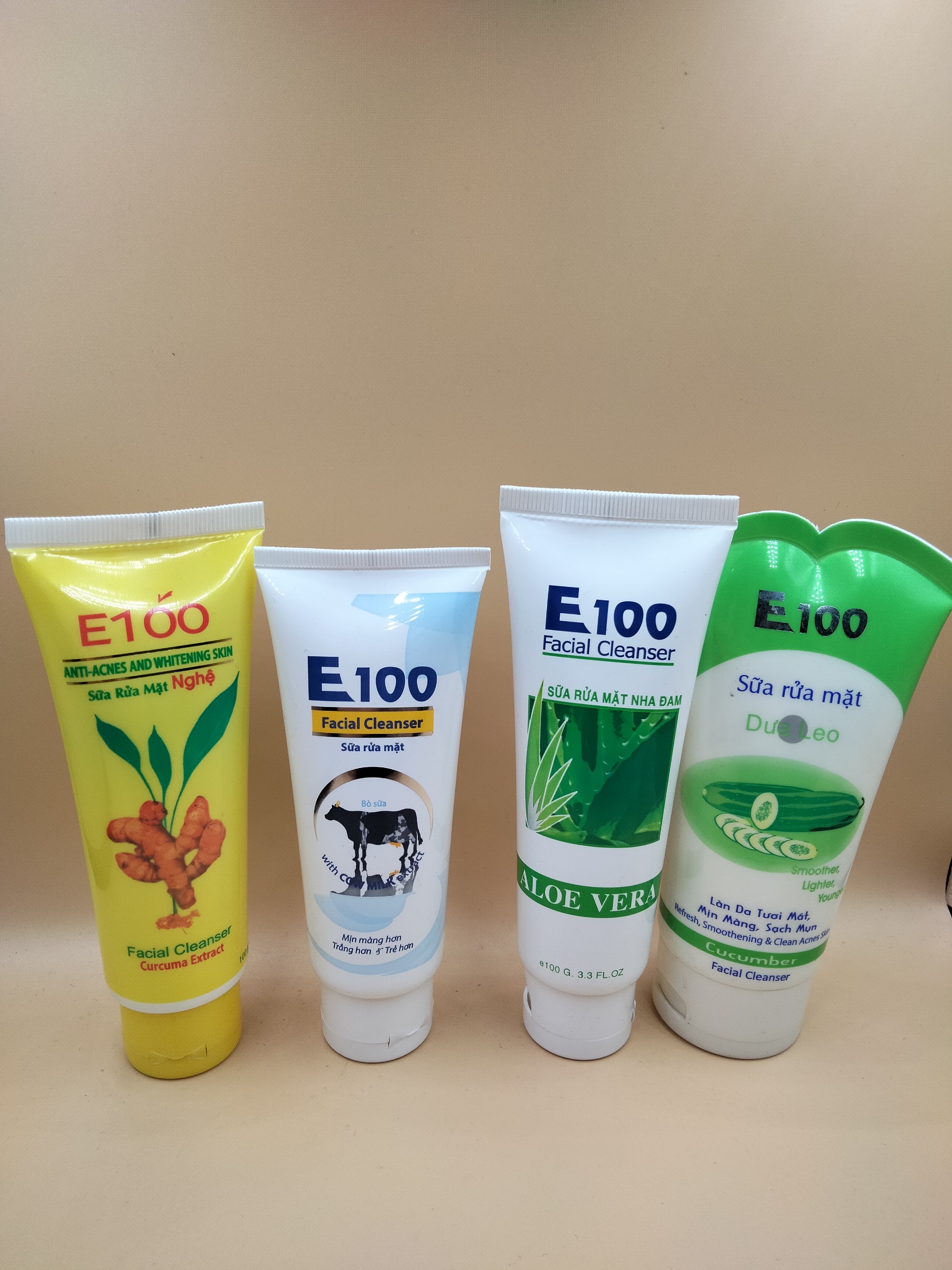 Sữa rửa mặt E100