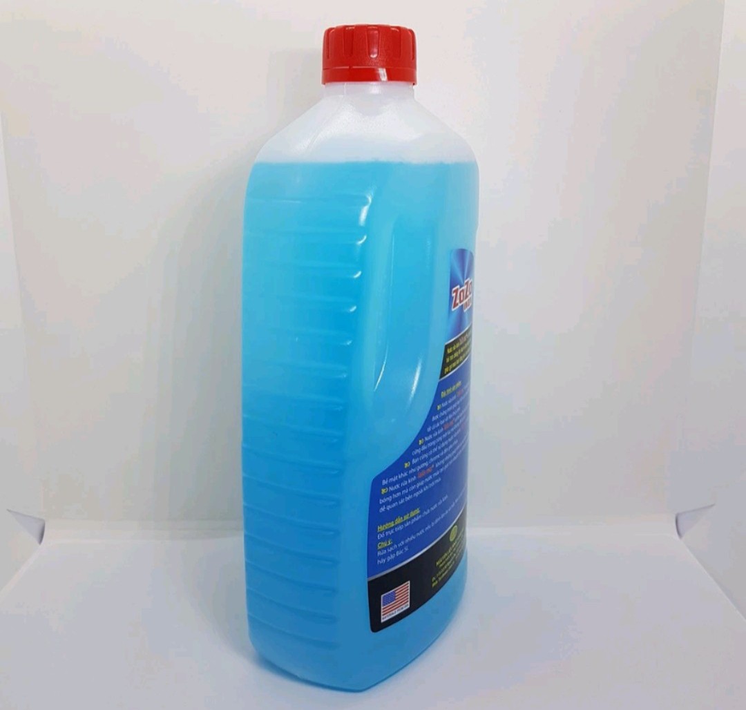 NƯỚC RỬA KÍNH Ô TÔ ZOZO WAX 2L