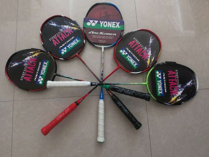 ( 1 CÂY ) Vợt Cầu Lông Yonex Đã Căng Sẵn Cước