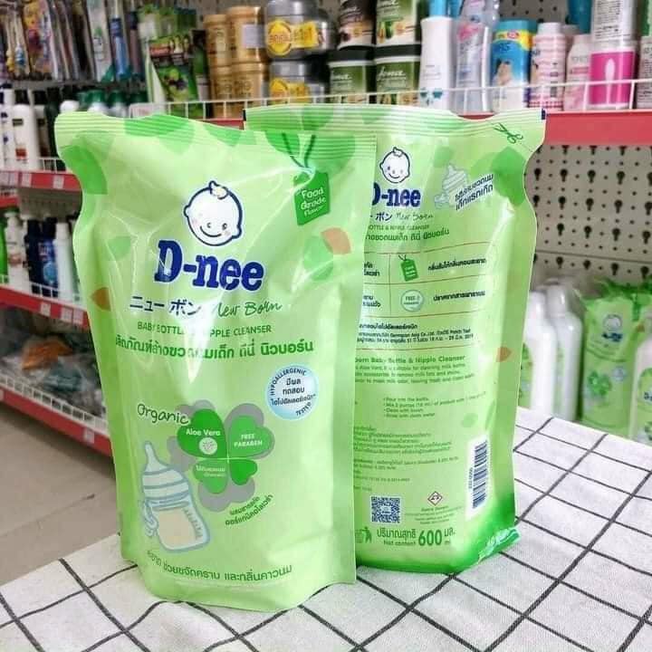 Nước rửa bình sữa D-nee Organic túi 600ml