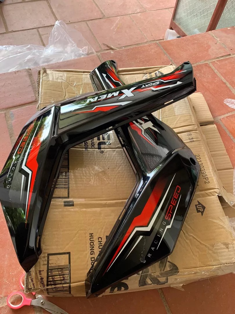 Ốp sườn bình xmen ( màu Đen )