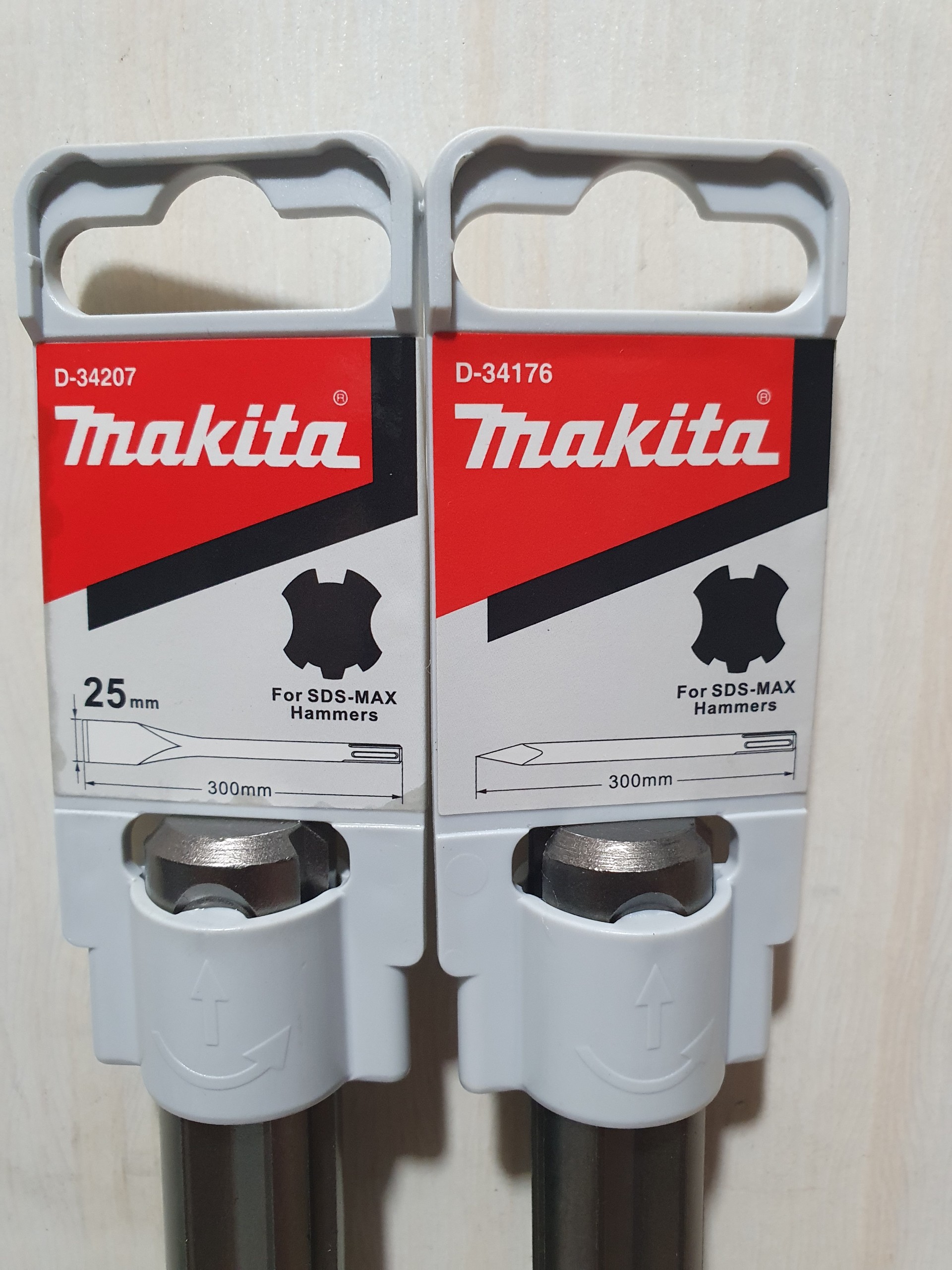 Mũi đục nhọn và dẹp SDS Max 300mm Makita
