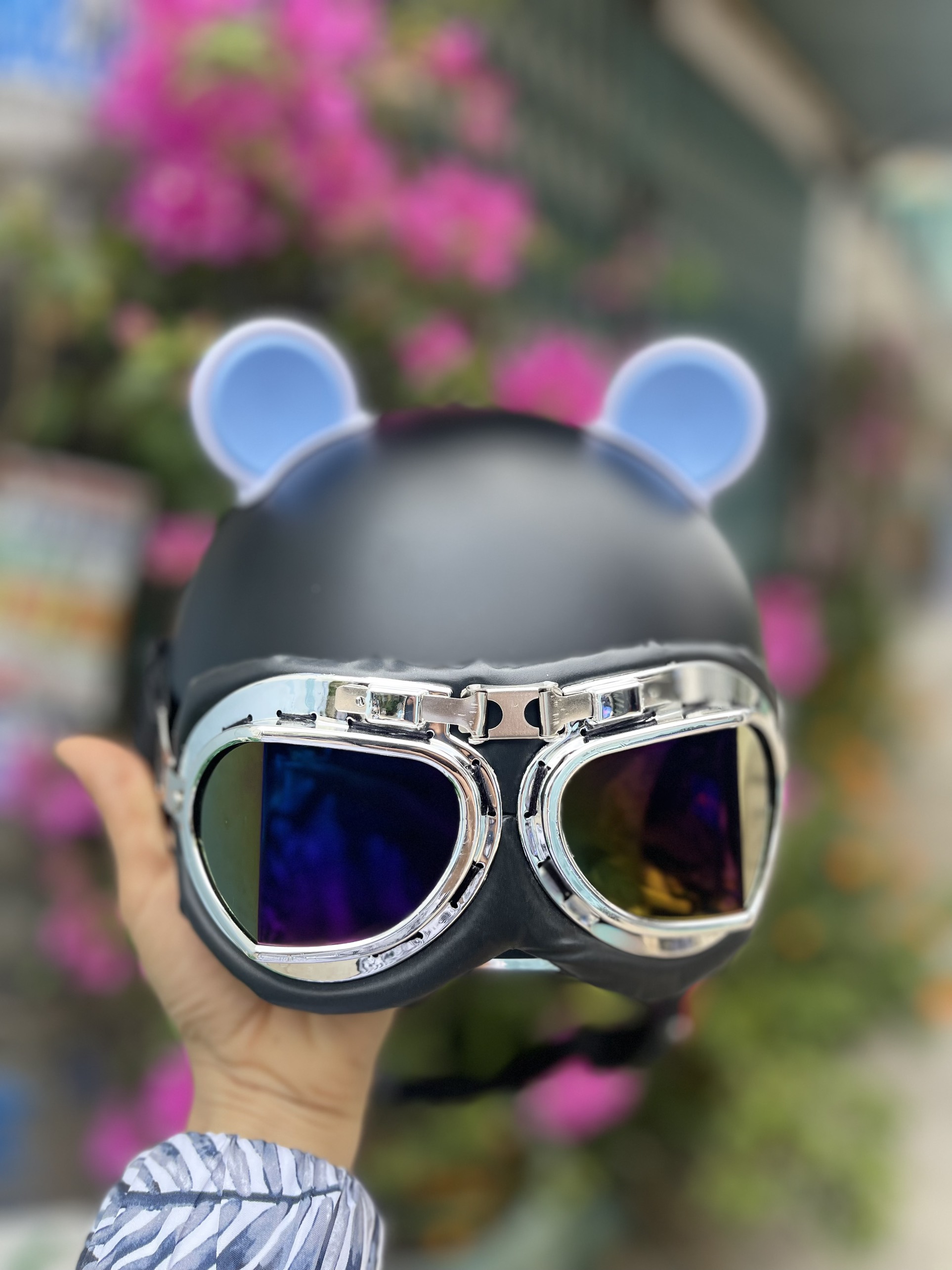 NÓN BẢO HIỂM KÍNH PHI CÔNG KÈM TAI GẤU MICKEY