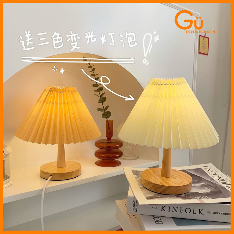 Đèn ngủ để bàn thân gỗ, Đèn trang trí phòng ngủ GU DECOR WOODEN  bóng đèn LED hình cây nấm