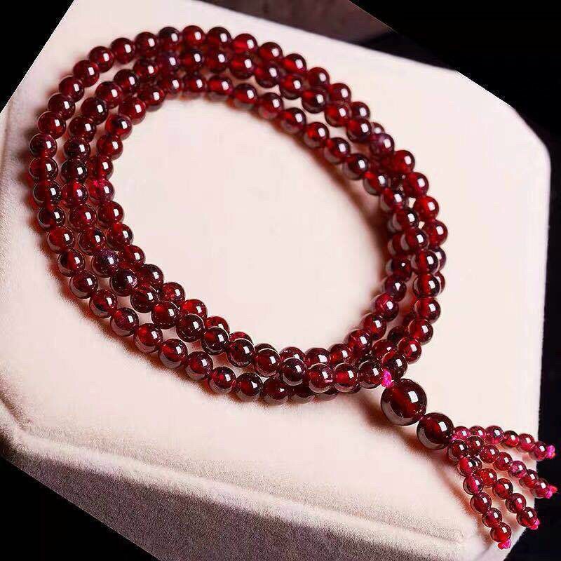 Vòng đeo tay, lắc tay phong thủy chuỗi hạt quấn 3 vòng đá garnet ngọc hồng lựu