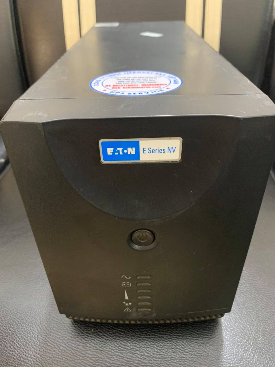 Bộ lưu điện EATON 2000va. Đã bao gồm ắc quy mới 100%