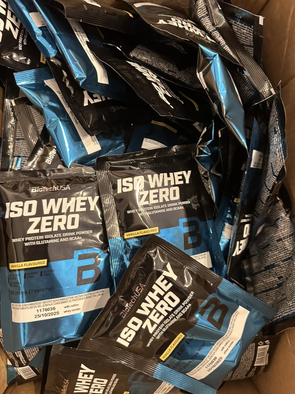 Sample Iso Whey Zero - Whey Protein Isolate BioTech (1Liều), Hỗ Trợ Tăng Cơ/Giảm Mỡ, 22g Protein, 9g EAA, 5G BCAA.