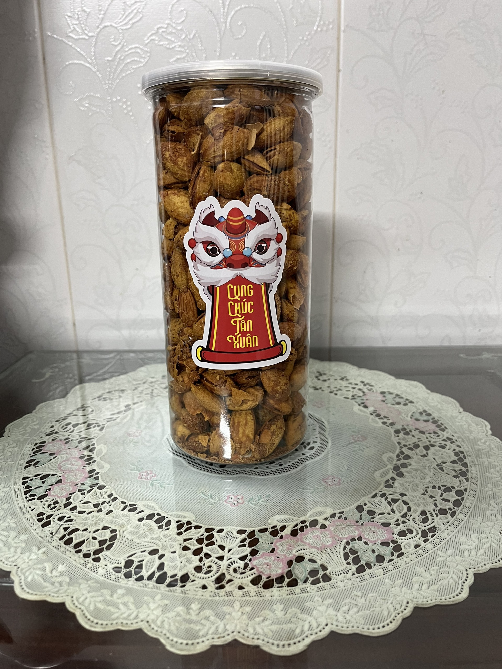 100 Tem dán Tết - "LÂN" - 8X5.4CM