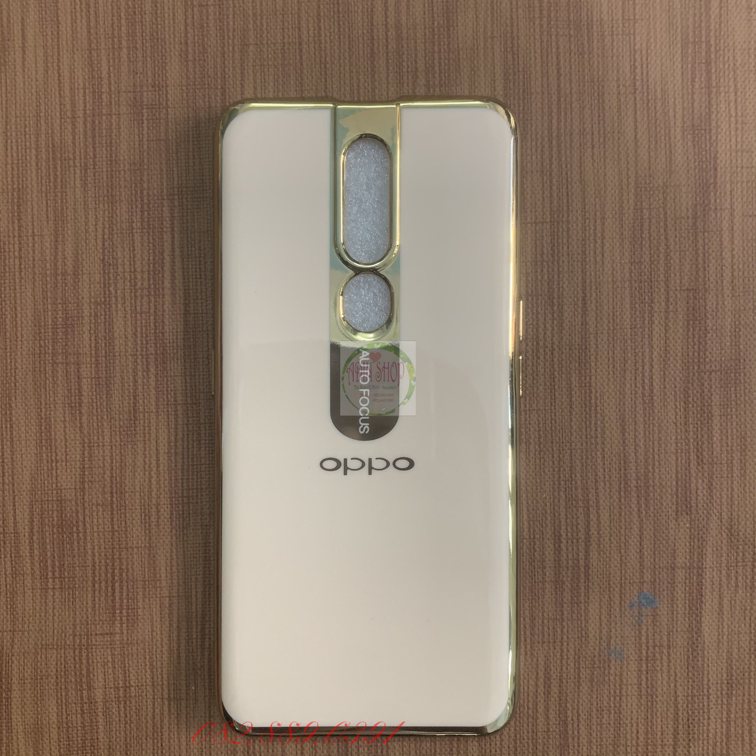 Ốp lưng của Oppo F11 Pro dẻo lưng bóng viền nổi