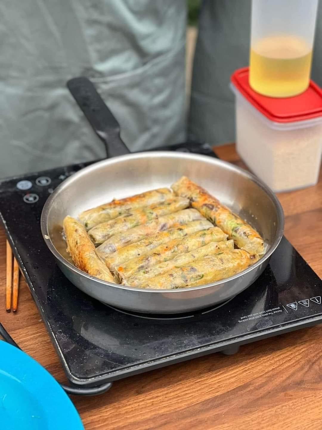 CHẢO UNIVERSAL COOKWARE 24 CM