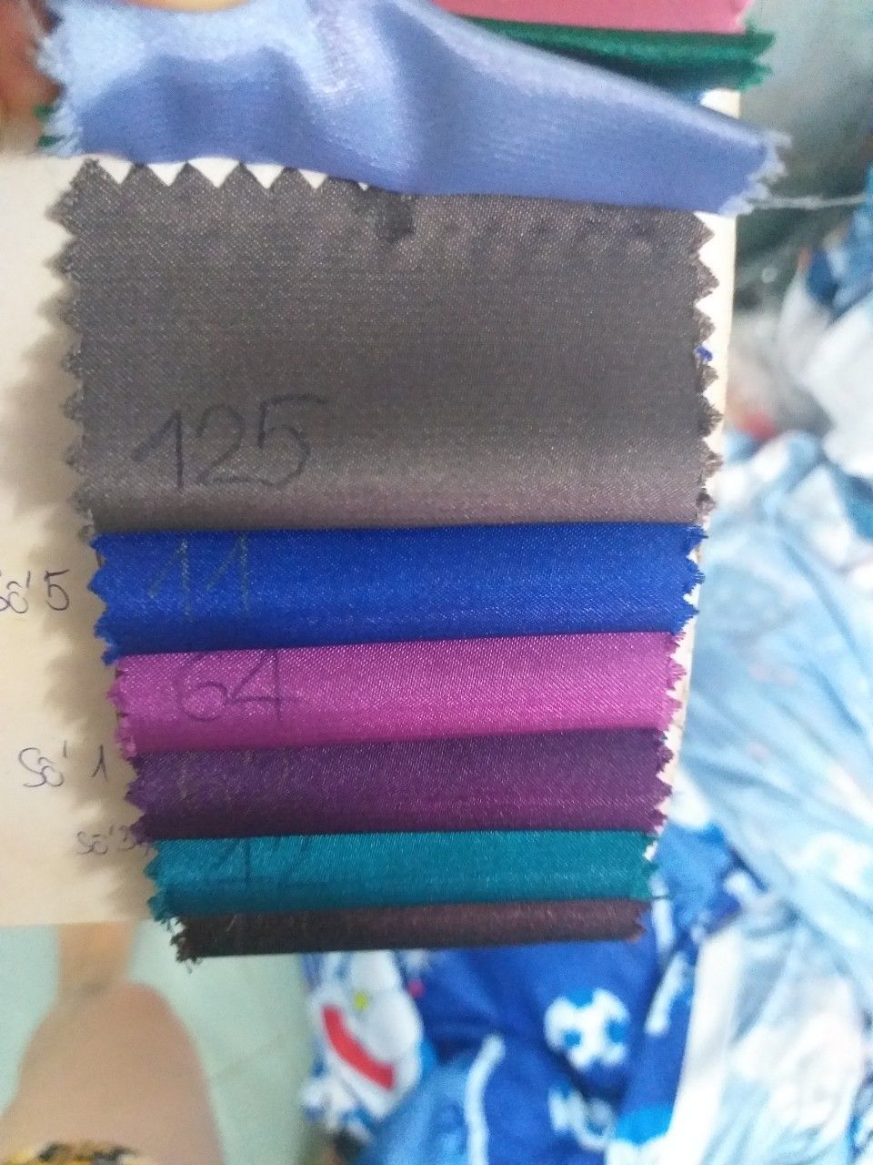 trọn bộ phi lụa cao cấp 1m6x2mx15cm 4món màu xanh đen