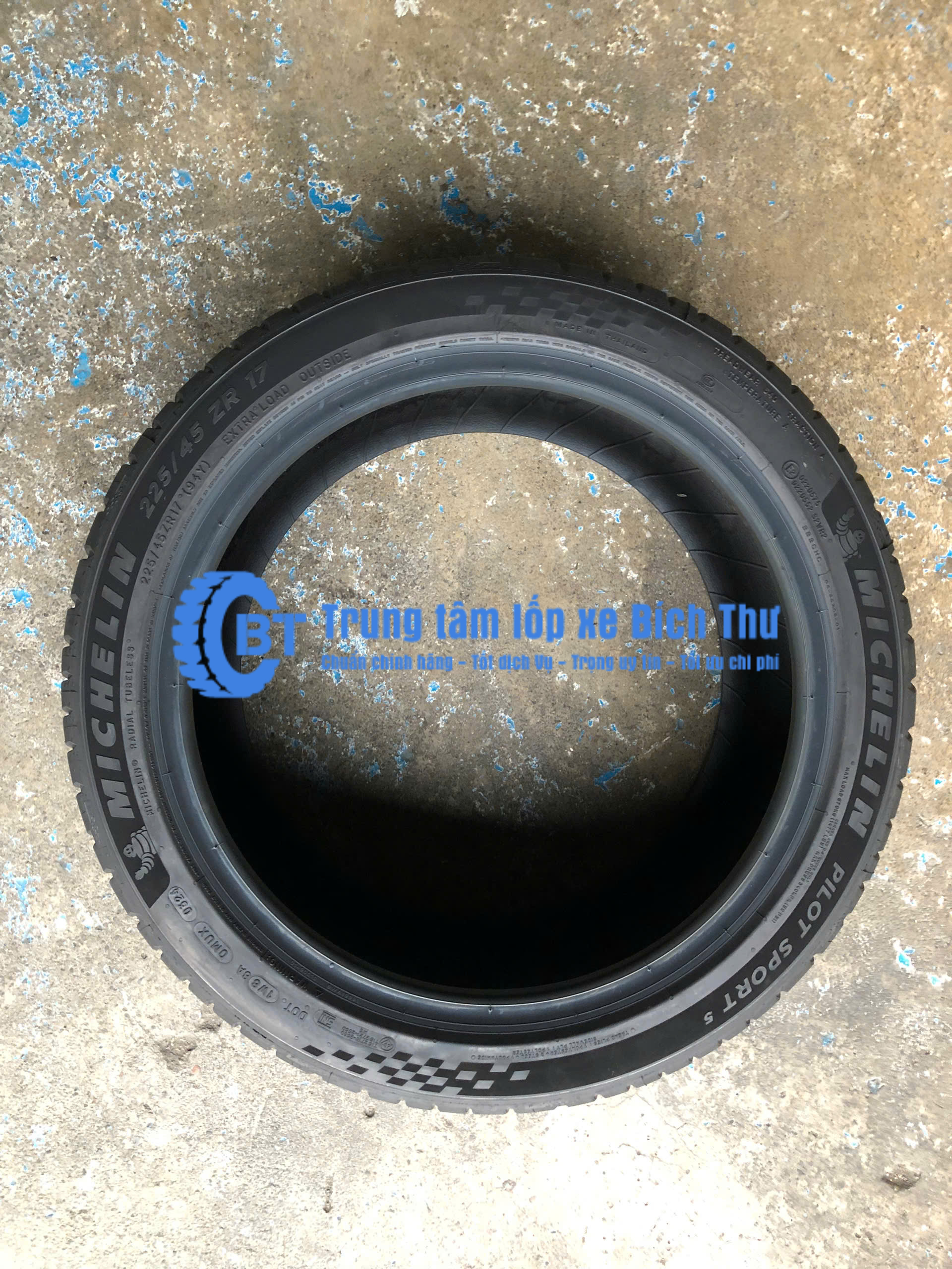 Lốp Michelin 225/45R17 Pilot Sport 5