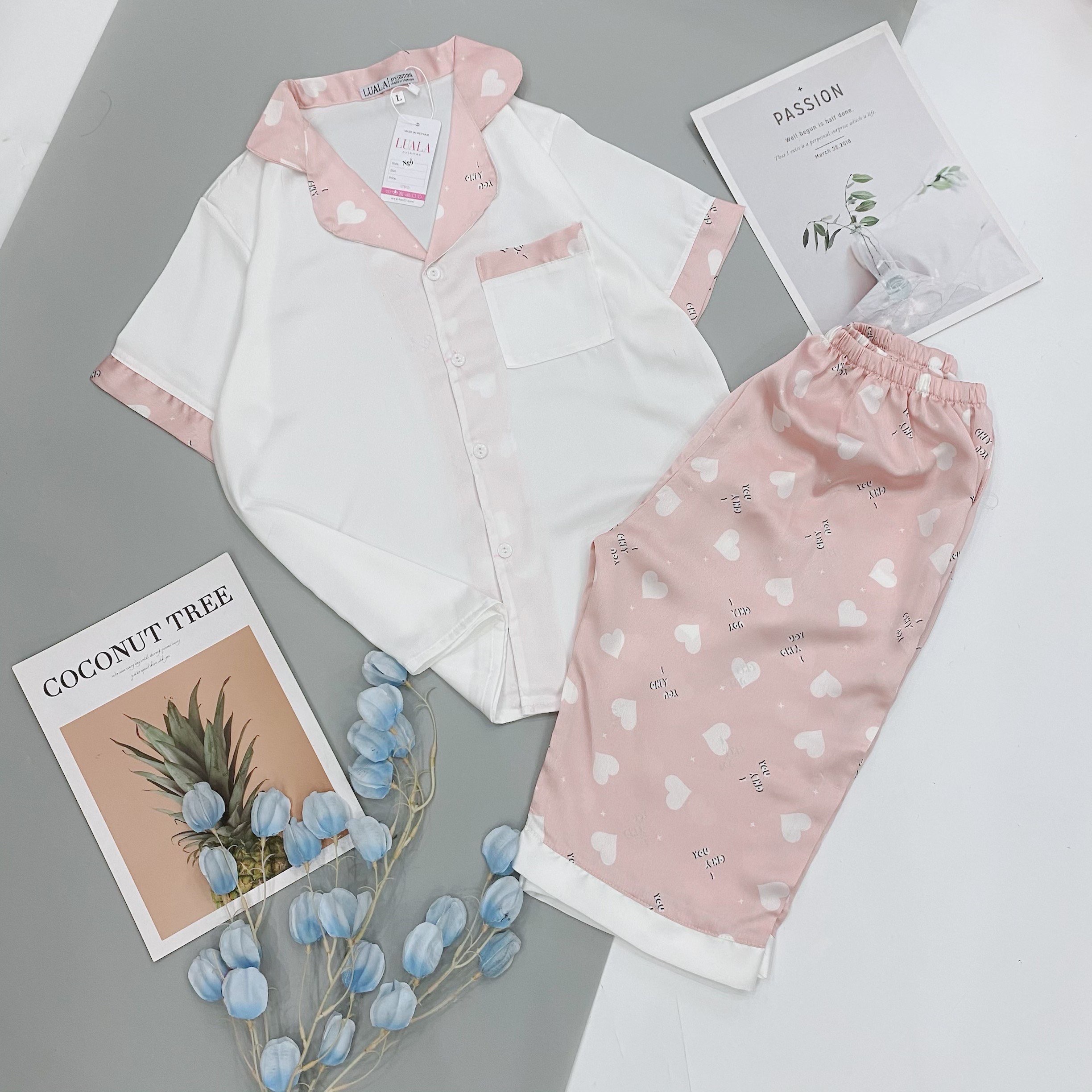 [FREESHIP + QUÀ XINH]  Đồ bộ nữ mặc nhà set đồ ngủ lụa mago cao cấp, Pyjamas nữ cộc lửng, Pyjama Queen, chất lụa mềm mại, thoáng mát + TẶNG KÈM dây cột tóc hoa cúc xinh xắn