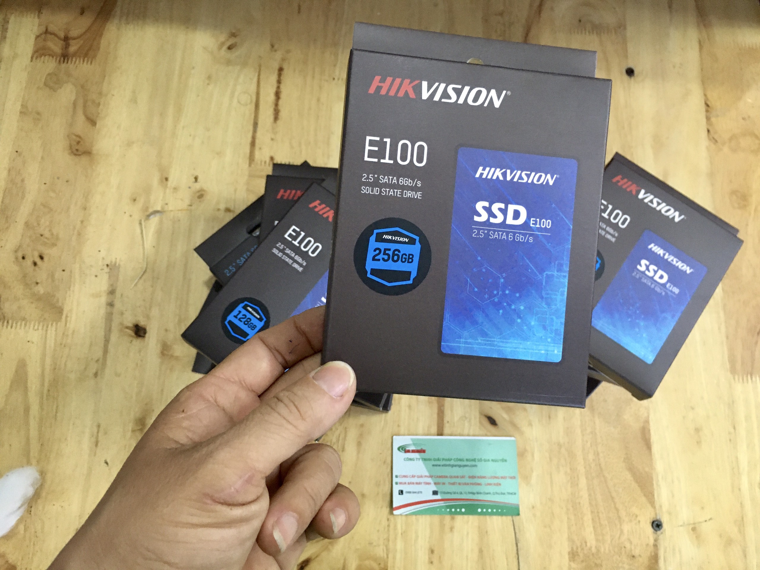 [HCM]Ổ cứng SSD hiệu Hikvision HS-SSD-E100 128GB