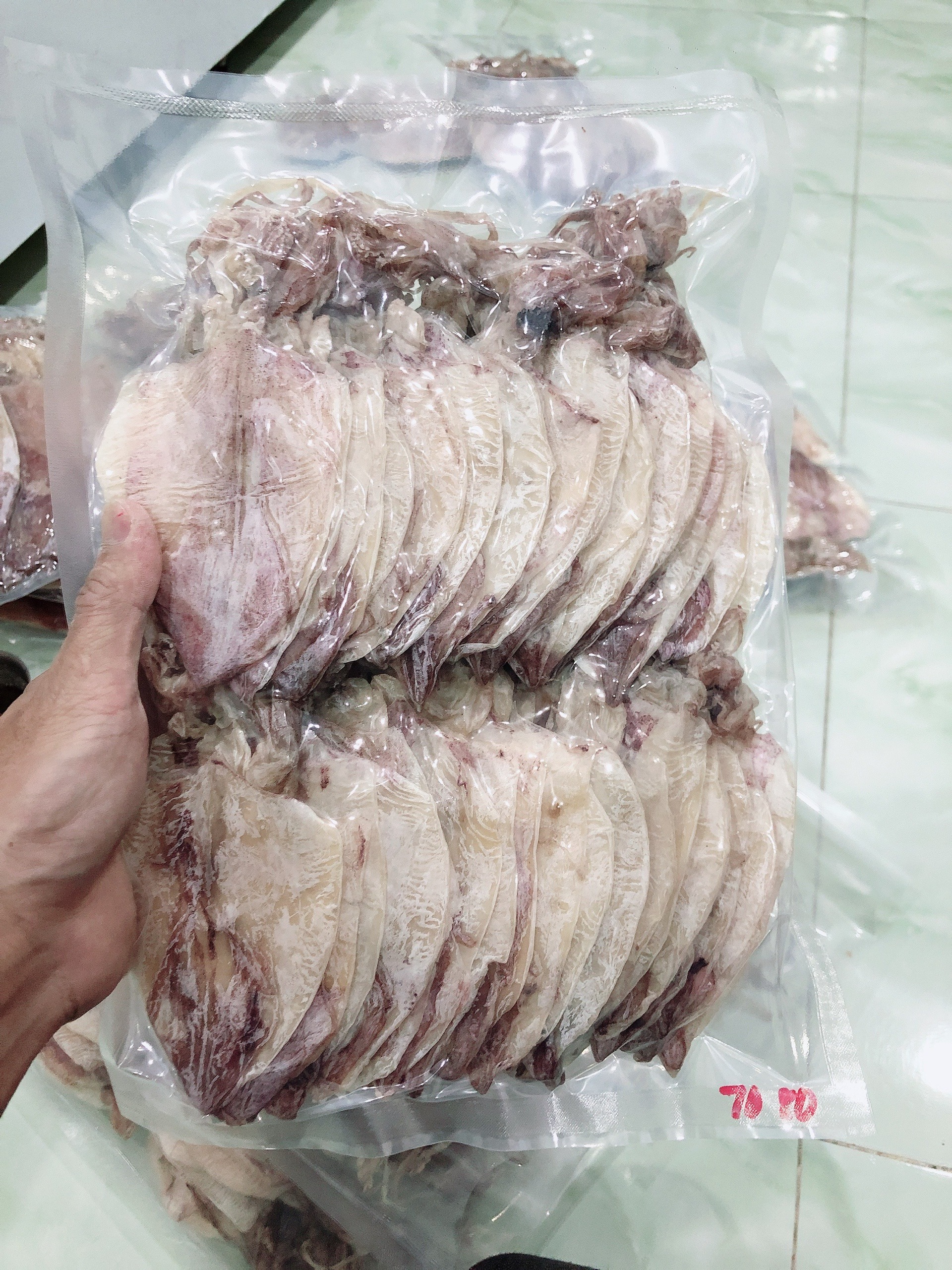 [HCM]Khô mực giá rẻ size 70-80con/kg