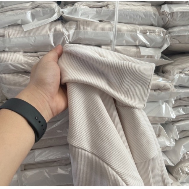 VÁY LEN BODY CỔ LỌ