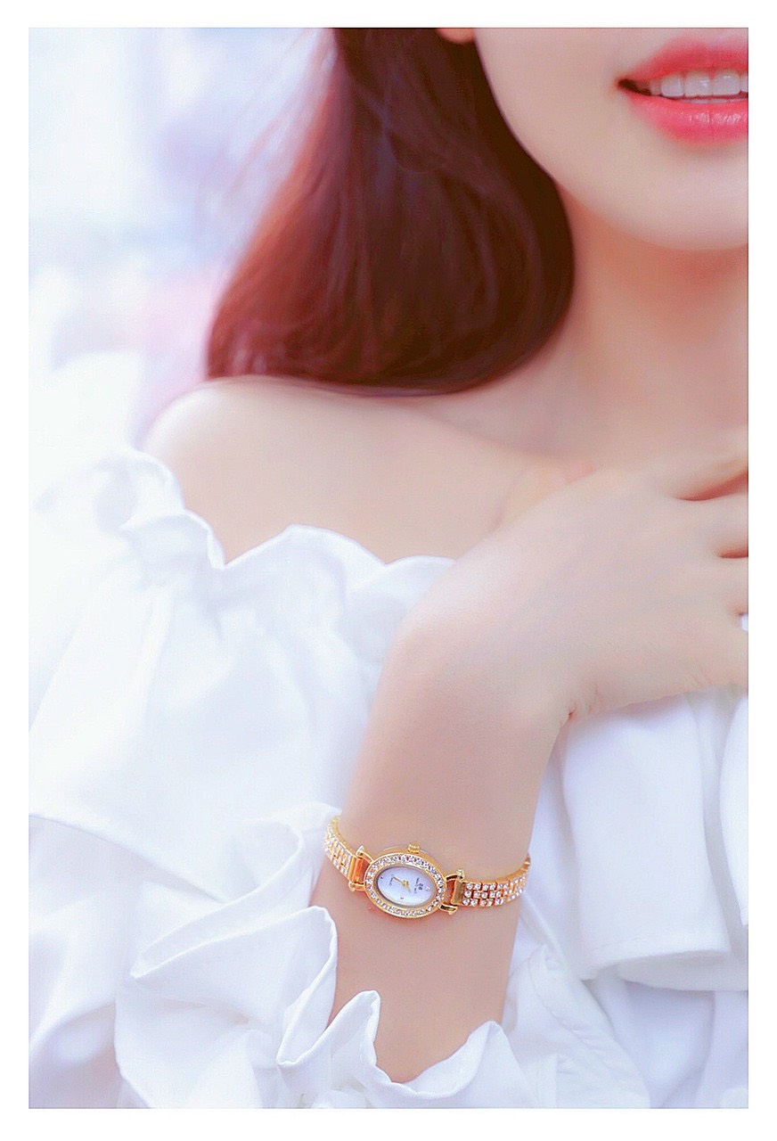 Đồng hồ thời trang nữ Bs Bee Sister đính cườm AYO111