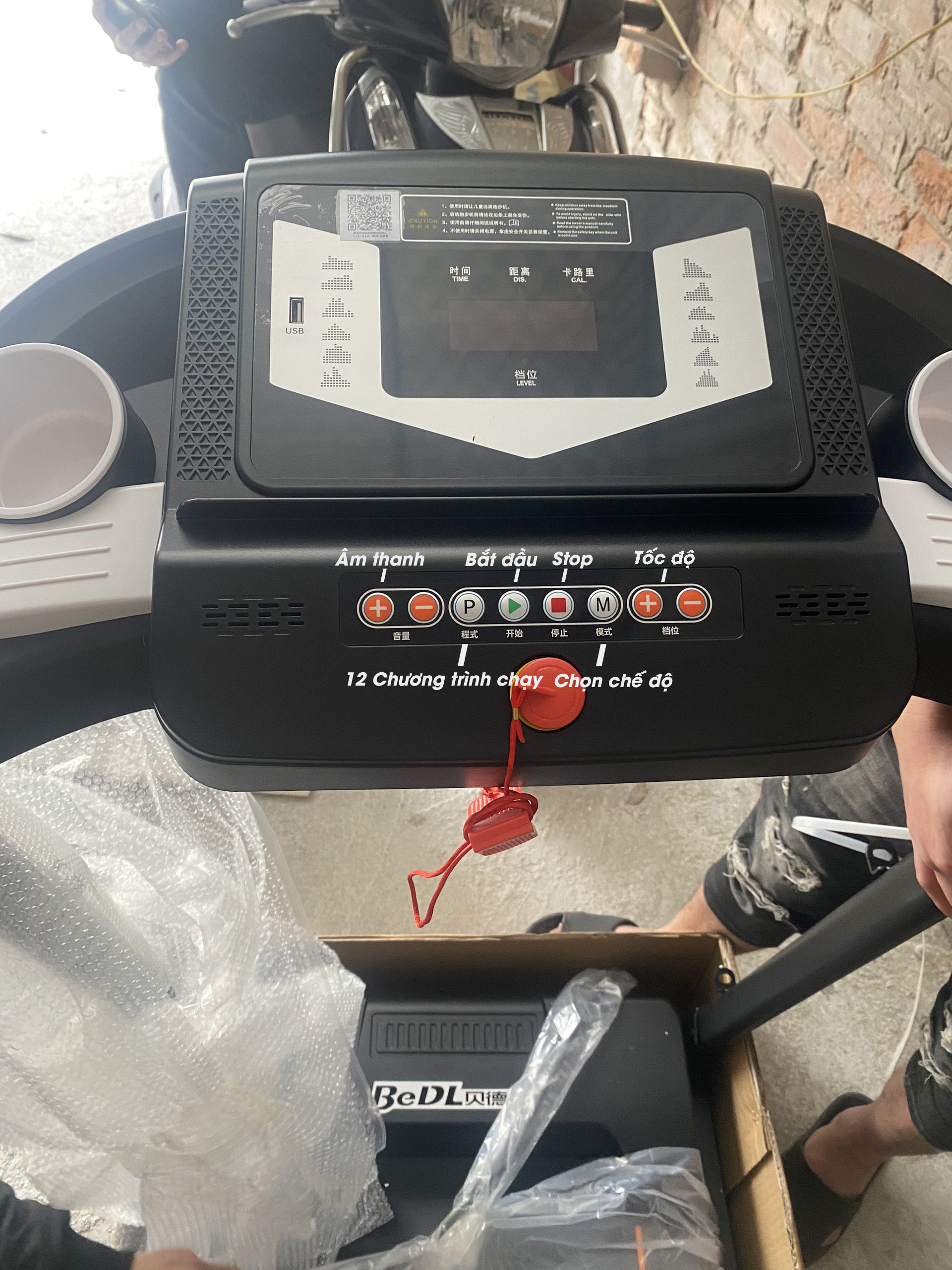 (Giá Tốt Nhất) - Máy chạy bộ điện đa năng 12km gấp gọn kèm máy đánh bụng loa nghe nhạc - Máy chạy bộ tại nhà cao cấp giá rẻ